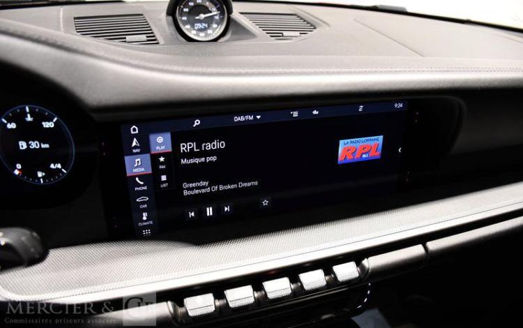 PORSCHE 911 (992) COUPE 3.0 450ch CARRERA S PDK ROUGE GB-872-SJ