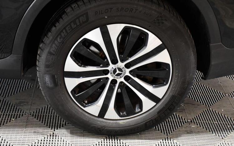 MERCEDES GLC 2.0 200 D 165 BUSINESS LINE 9G-TRONIC NOIR GC-275-GT