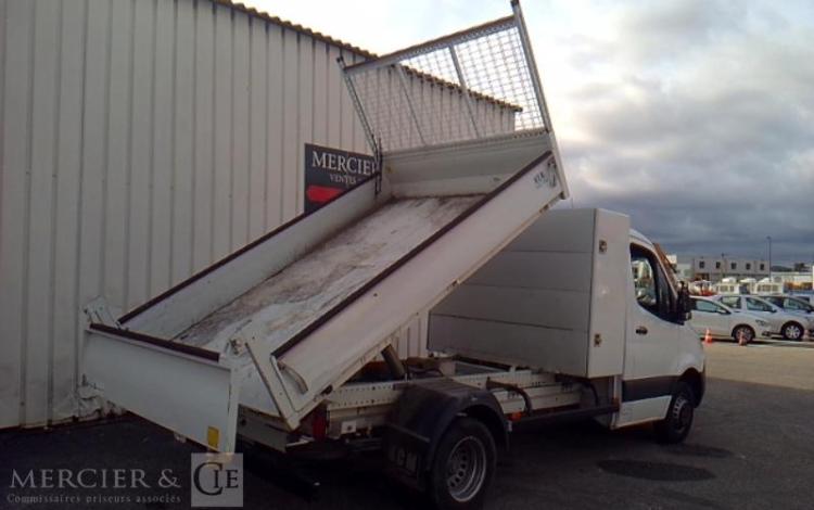 MERCEDES SPRINTER 519 CDI BENNE SIMPLE CABINE COFFRE BLANC GC-325-FG