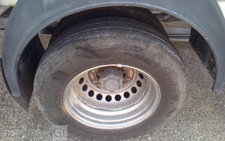 MERCEDES SPRINTER 519 CDI BENNE SIMPLE CABINE COFFRE BLANC GC-325-FG