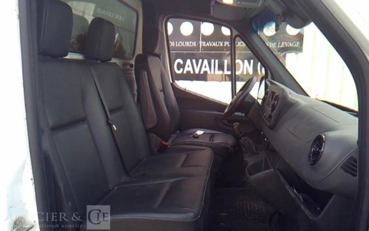 MERCEDES SPRINTER 519 CDI BENNE SIMPLE CABINE COFFRE BLANC GC-325-FG