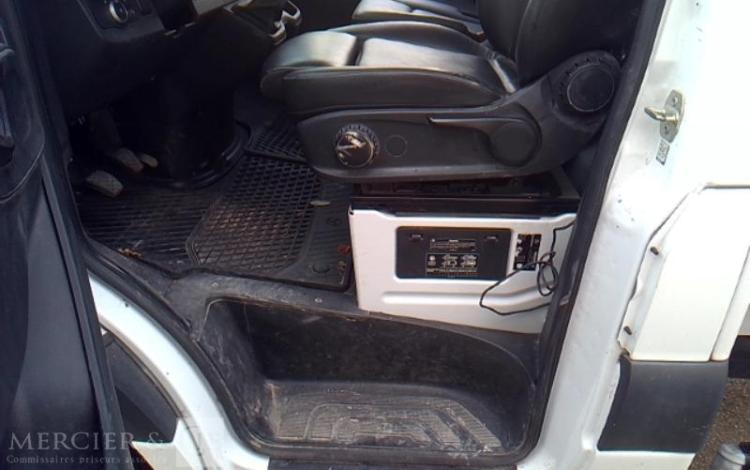 MERCEDES SPRINTER 519 CDI BENNE SIMPLE CABINE COFFRE BLANC GC-325-FG