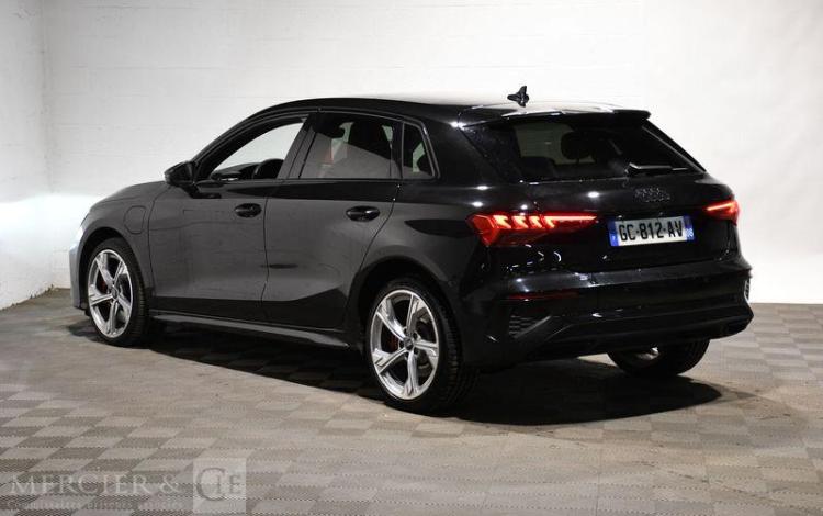 AUDI A3 TFSI vente à pro uniquement NOIR GC-812-AV