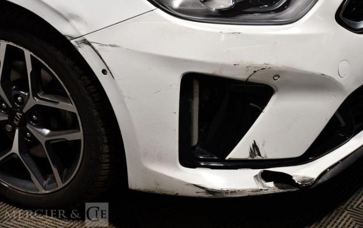 KIA CEED GT LINE PREMIUM BLANC GD-386-MD