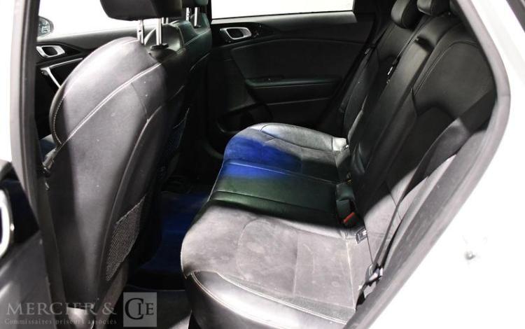 KIA CEED GT LINE PREMIUM BLANC GD-386-MD