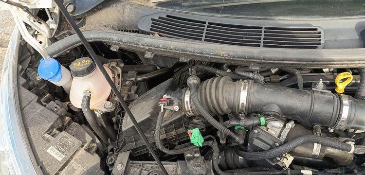 FORD TRANSIT CUSTOM 1,0 ECOBOOST PHEV – HYBRIDE RECHARGEABLE – 65332 KMS – ANNEE 2021 BLANC GD-660-BT