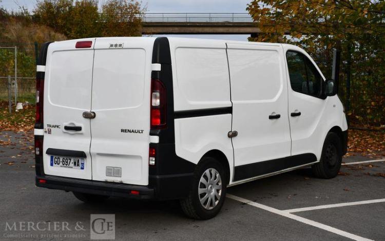 RENAULT TRAFIC GCF L1H1 1200 DCI 120 BLANC GD-697-WA