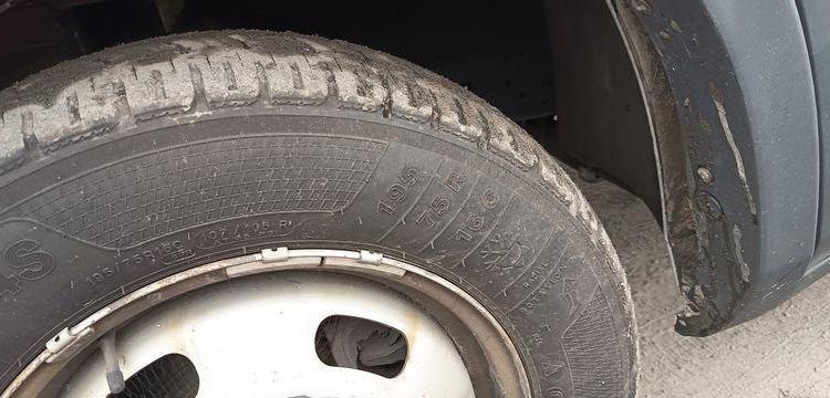 IVECO DAILY VI 35C14 2,3D 16V HI-MATIC – DIESEL – 289500 KMS – ANNEE 2022 BLANC GE-333-ND