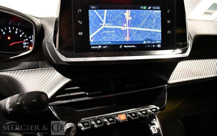 PEUGEOT 2008 1.2 PURETECH 130ch STYLE EAT8 BLANC GE-697-AX