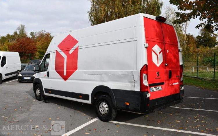 PEUGEOT BOXER 435 2.2 BLUEHDI 140 L4H3 PREMIUM BLANC GE-705-KZ