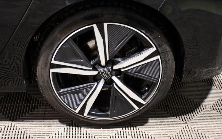 PEUGEOT 308 1,6 180H NOIR GE-952-LH