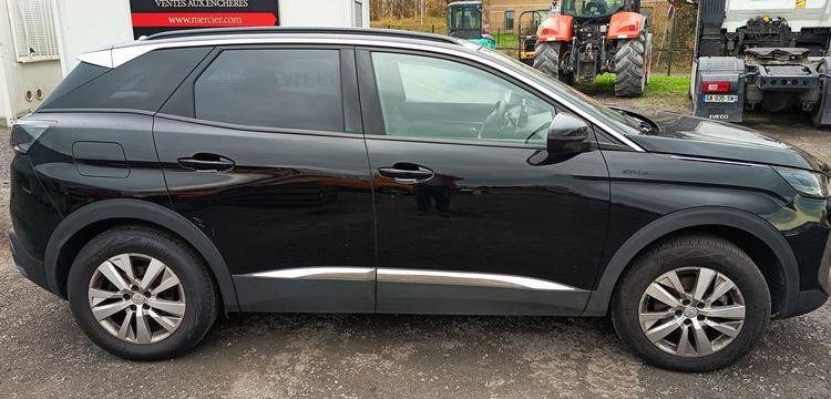 PEUGEOT 3008 STYLE SUV 1.5 BLUEHDi 131 CV / 96 KW – DIESEL – 196210 LMS – ANNEE 2022 NOIR GF-327-PV