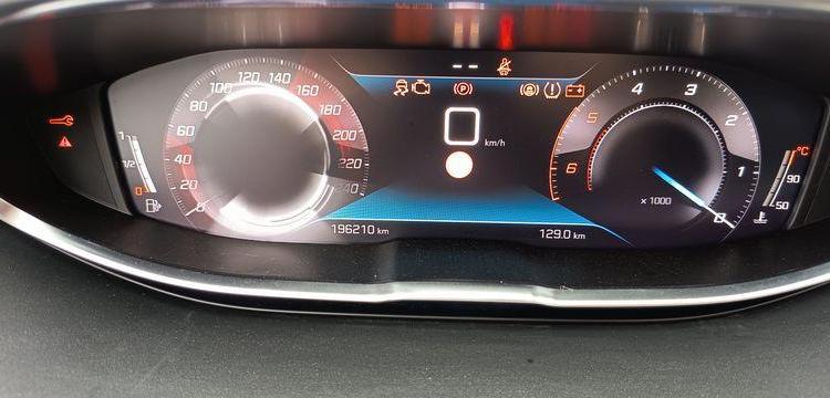 PEUGEOT 3008 STYLE SUV 1.5 BLUEHDi 131 CV / 96 KW – DIESEL – 196210 LMS – ANNEE 2022 NOIR GF-327-PV