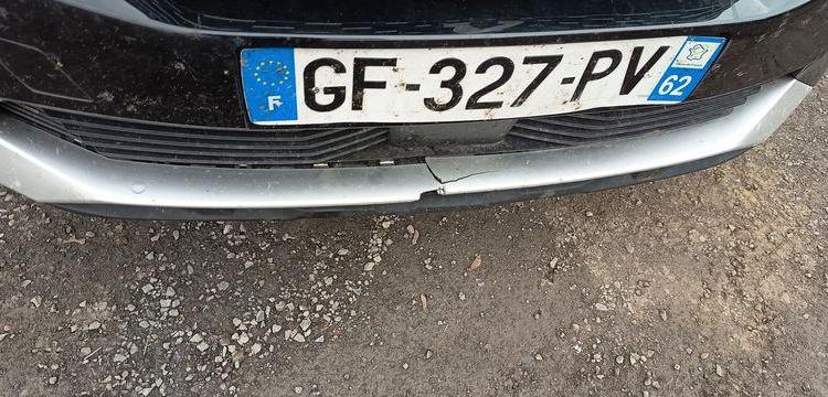 PEUGEOT 3008 STYLE SUV 1.5 BLUEHDi 131 CV / 96 KW – DIESEL – 196210 LMS – ANNEE 2022 NOIR GF-327-PV