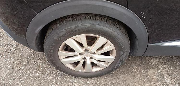 PEUGEOT 3008 STYLE SUV 1.5 BLUEHDi 131 CV / 96 KW – DIESEL – 196210 LMS – ANNEE 2022 NOIR GF-327-PV