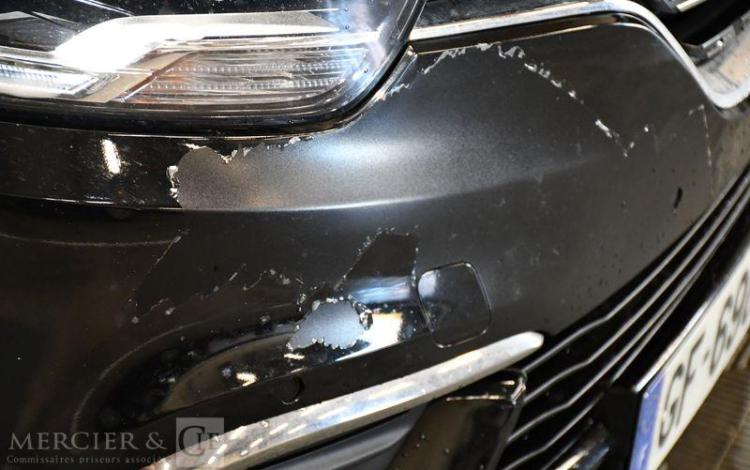 RENAULT SCENIC TECHNO NOIR GF-690-SA