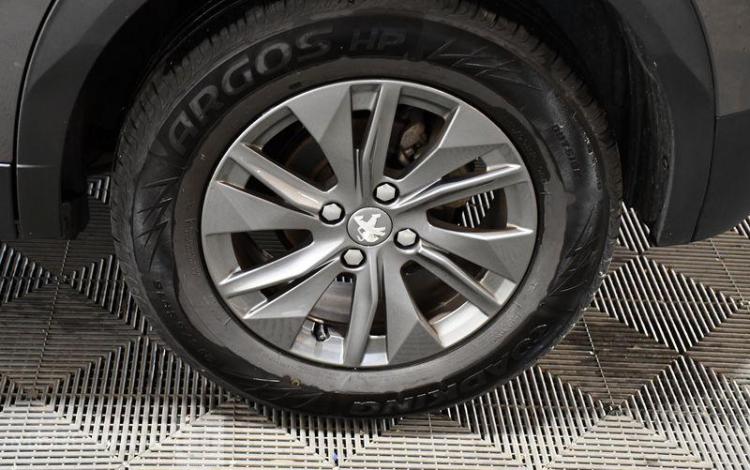 PEUGEOT 2008 STYLE GRIS GF-815-KF
