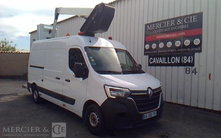 RENAULT MASTER NACELLE SUR VL 12M KLUBB KL32 181H BLANC GG-202-TV