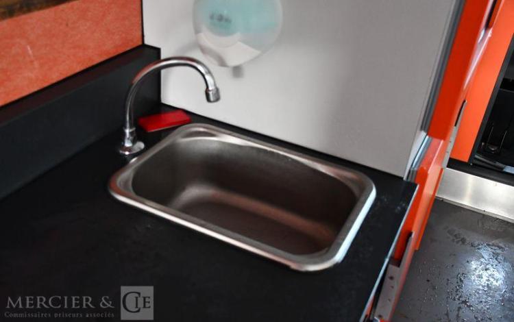 RENAULT MASTER BLANC GG-271-ZM