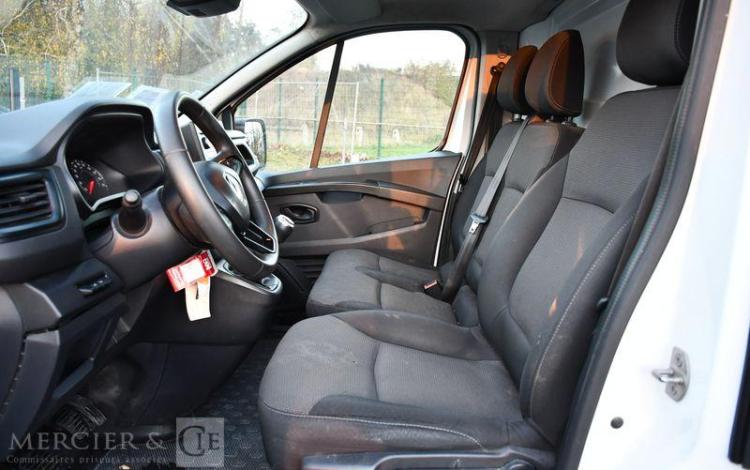 RENAULT TRAFIC FOURGON 2.0 BLUEDCI 110 28 L1H1 CONFORT BLANC GG-633-LE