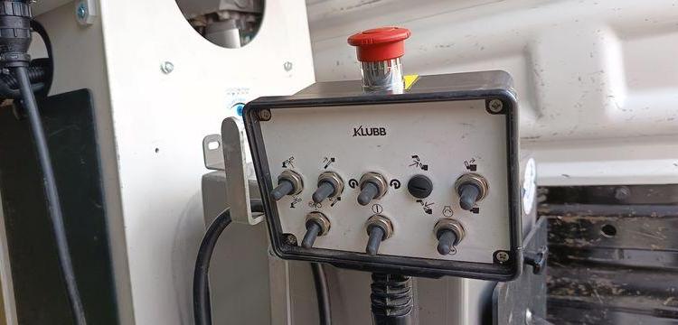 RENAULT TRAFIC AVEC NACELLE KLUBB/KL21B – 9M – DIESEL – 659 HEURES – 99031 KMS BLANC GG-759-DD