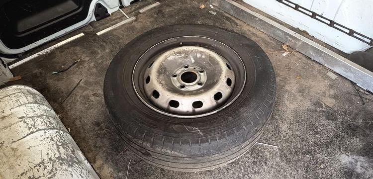 RENAULT TRAFIC AVEC NACELLE KLUBB/KL21B – 9M – DIESEL – 659 HEURES – 99031 KMS BLANC GG-759-DD