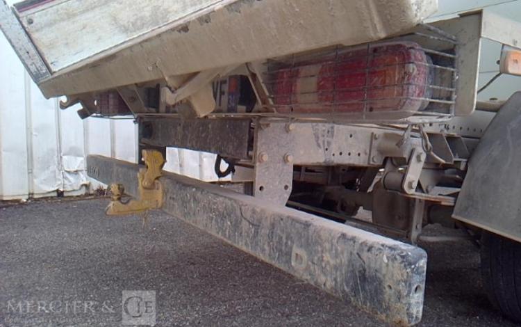 IVECO DAILY 35-160 BENNE SIMPLE CABINE COFFRE BLANC GG-784-VF