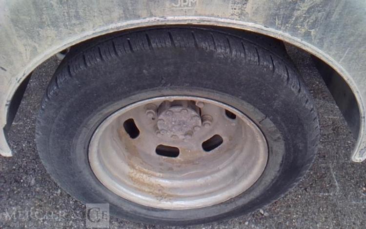 IVECO DAILY 35-160 BENNE SIMPLE CABINE COFFRE BLANC GG-784-VF