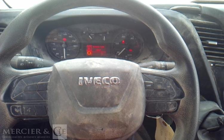 IVECO DAILY 35-160 BENNE SIMPLE CABINE COFFRE BLANC GG-784-VF