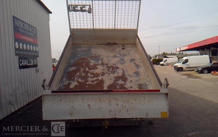 IVECO DAILY 35-160 BENNE SIMPLE CABINE COFFRE BLANC GG-784-VF