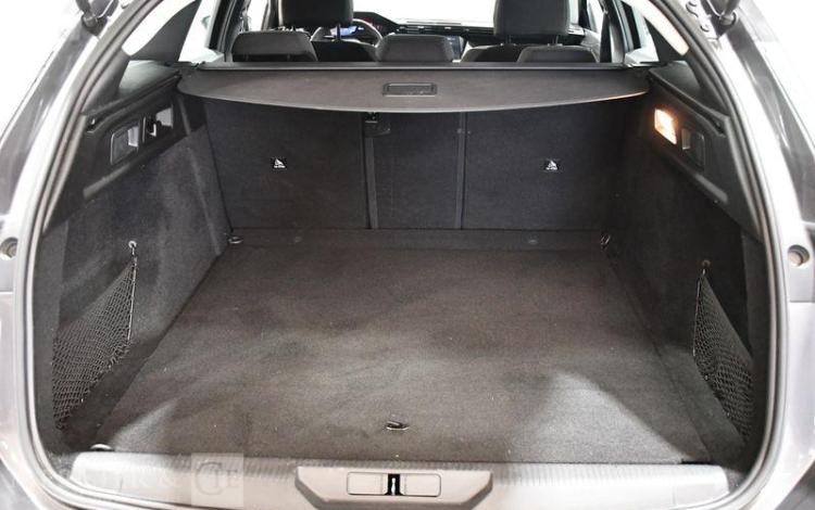PEUGEOT 308 SW 1,5 HDI 130CH BUSINESS EAT GRIS GH-072-HC
