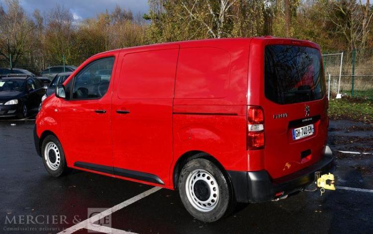 PEUGEOT EXPERT URBAN COMPACT BLUEHDI ROUGE GH-740-EM