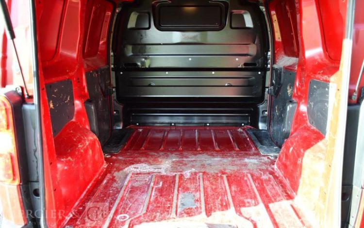 PEUGEOT EXPERT URBAN COMPACT BLUEHDI ROUGE GH-740-EM