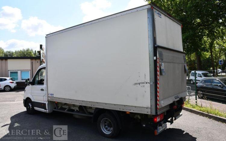 VOLKSWAGEN CRAFTER 2.0 TDI 120ch 35 CAISSE DEM 20m3 HAYON BLANC GH-798-ES