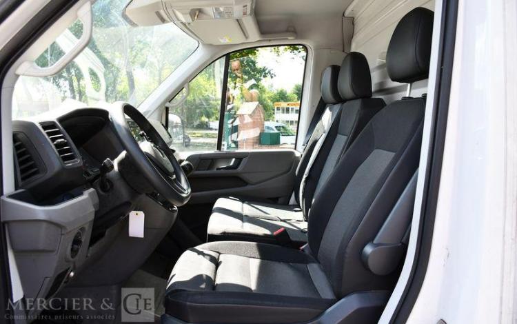 VOLKSWAGEN CRAFTER 2.0 TDI 120ch 35 CAISSE DEM 20m3 HAYON BLANC GH-798-ES