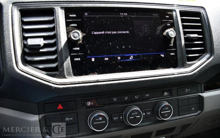 VOLKSWAGEN CRAFTER 2.0 TDI 120ch 35 CAISSE DEM 20m3 HAYON BLANC GH-798-ES