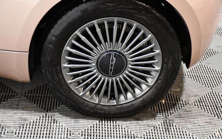 FIAT 500 e 95 23,7 kwh BVA VIOLET GH-909-VM