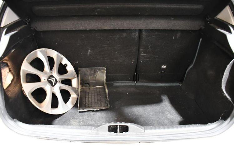 CITROEN C3 A,E BLUE HDI 100 S&S BVM6 BLANC GH-950-FG