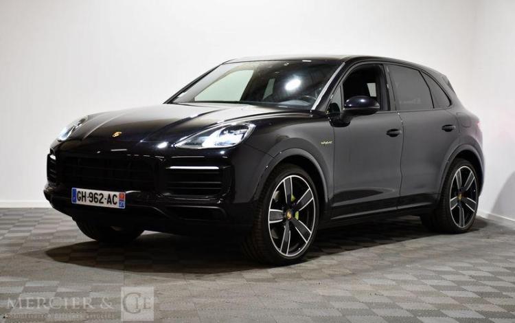 PORSCHE CAYENNE e-HYBRID 462ch PLATINUM EDITION TIPTRONIC NOIR GH-962-AC