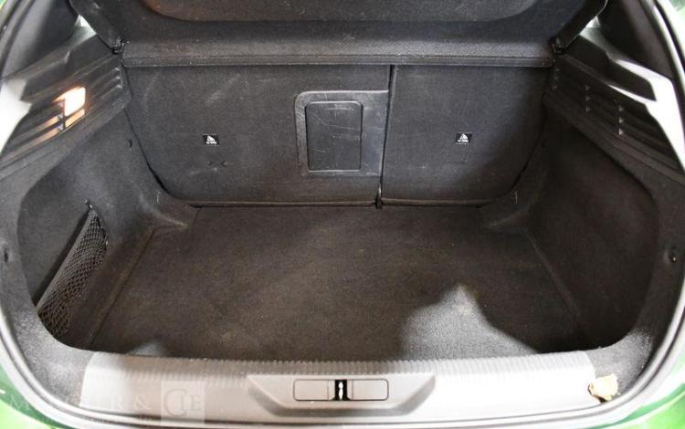 PEUGEOT 308 1.5 BLUEHDI 130 ACTIVE PACK EAT VERT GJ-162-PJ