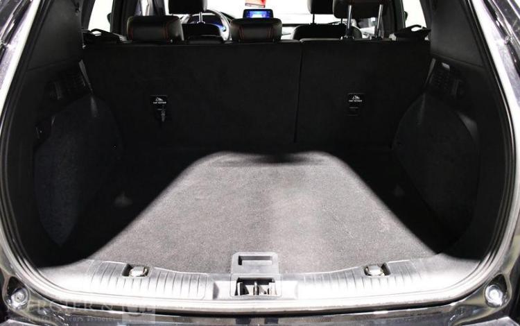 FORD KUGA ST LINE X NOIR GJ-718-NE