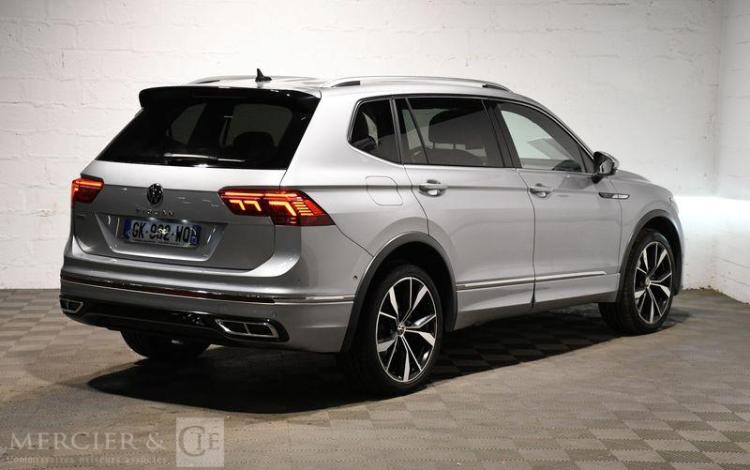 VOLKSWAGEN TIGUAN 2,0 R-LINE 110 TDI GRIS GK-982-WQ