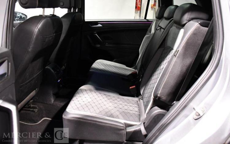 VOLKSWAGEN TIGUAN 2,0 R-LINE 110 TDI GRIS GK-982-WQ