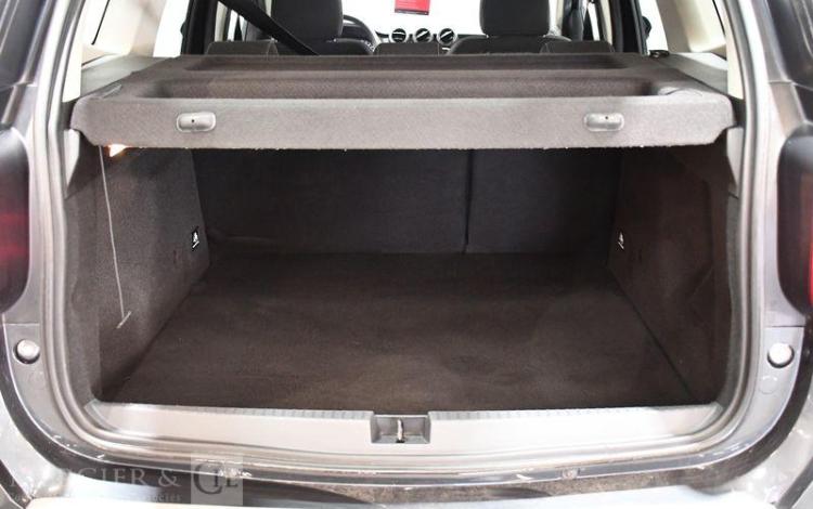 DACIA DUSTER NOIR GL-017-LG