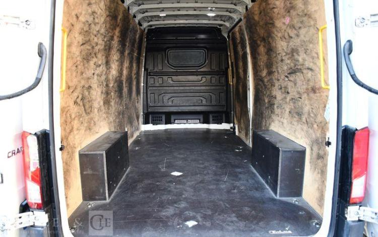 VOLKSWAGEN CRAFTER VAN 35 L4H3 14M3 BLANC GL-261-YA