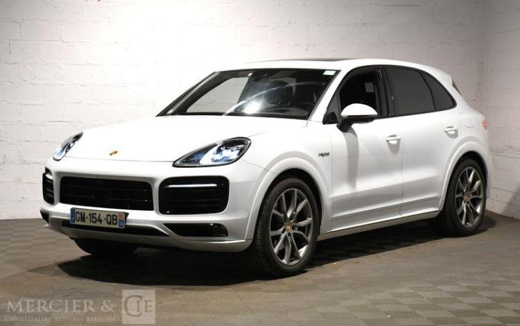 PORSCHE CAYENNE e-HYBRID 462ch PLATINIUM EDITION TIPTRONIC BLANC GM-154-QB