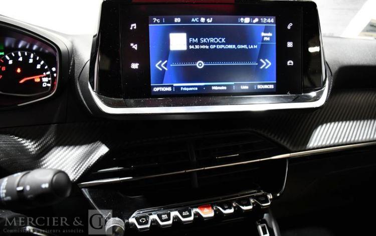 PEUGEOT 2008 ACTIVE PACK PURE TECH GRIS GM-653-LN