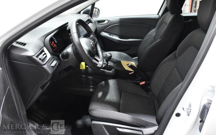 RENAULT CLIO BLANC GN-214-YW