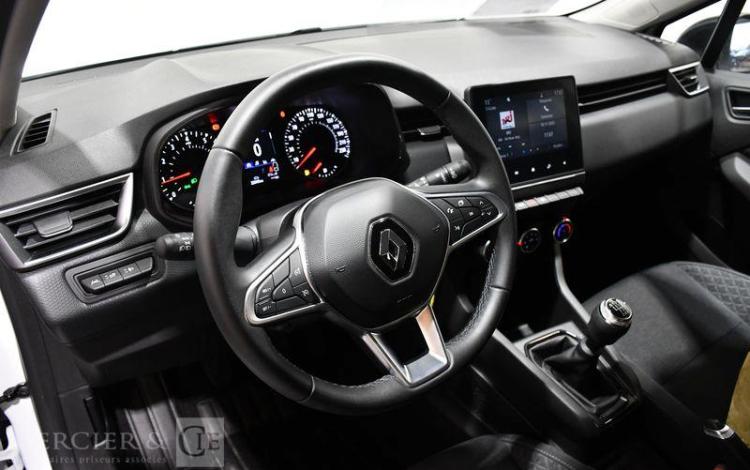 RENAULT CLIO BLANC GN-214-YW