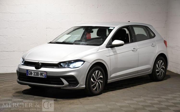 VOLKSWAGEN POLO 1.0 TSI 95 LIFE DSG GRIS GN-338-MC